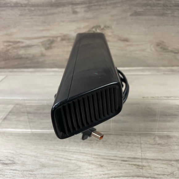 Xbox 360 Kinect Official Microsoft Motion Sensor Camera Model 1414 - Picture 5 of 9